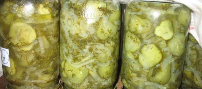 Салат из огурцов на зиму: с маринованным луком и маслом